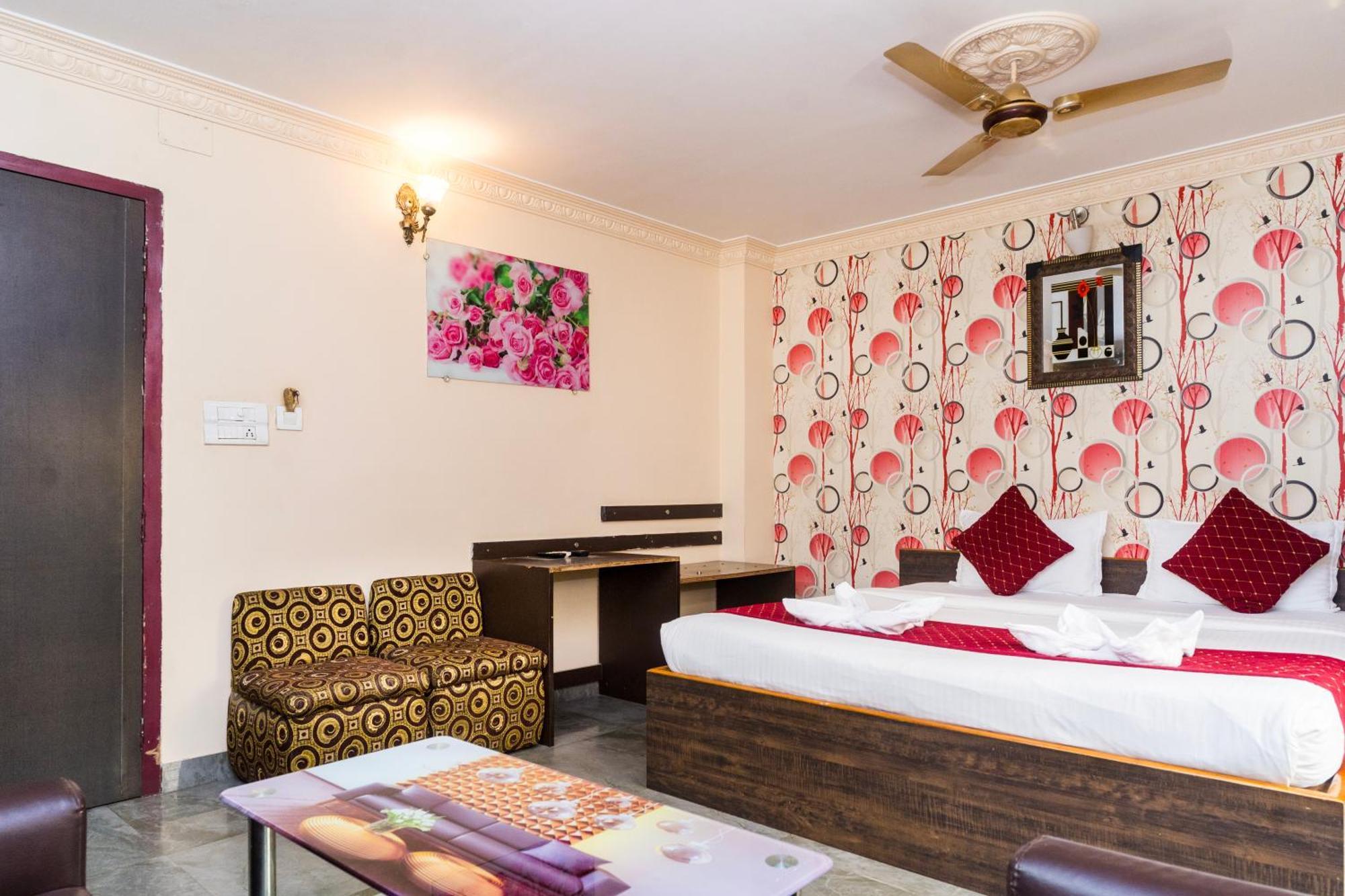 Apples Balaji Inn Siliguri Εξωτερικό φωτογραφία