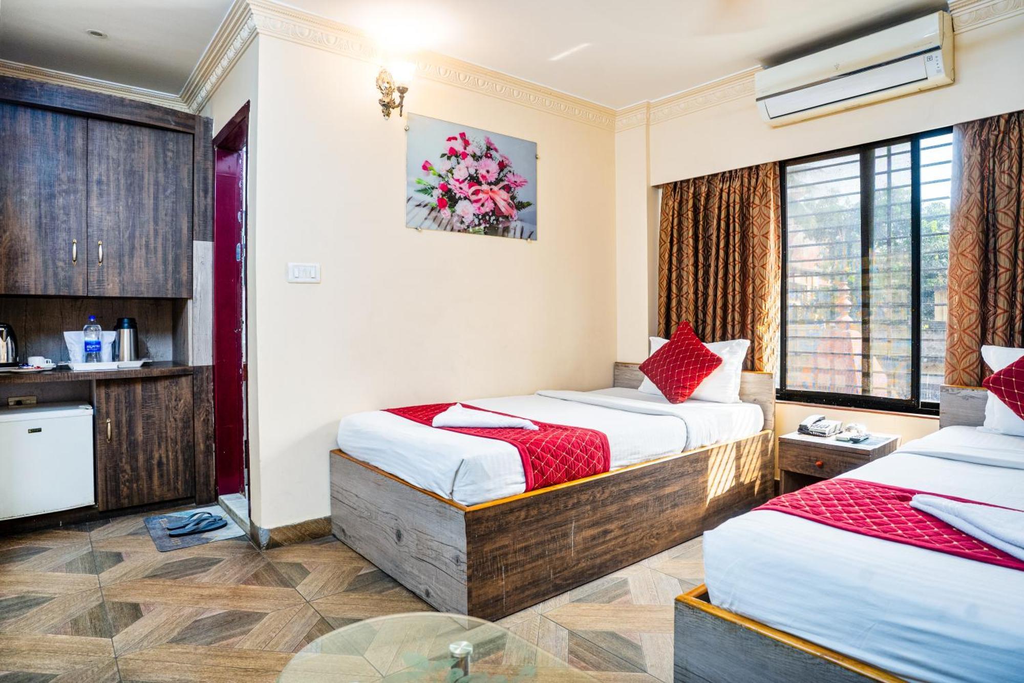 Apples Balaji Inn Siliguri Εξωτερικό φωτογραφία