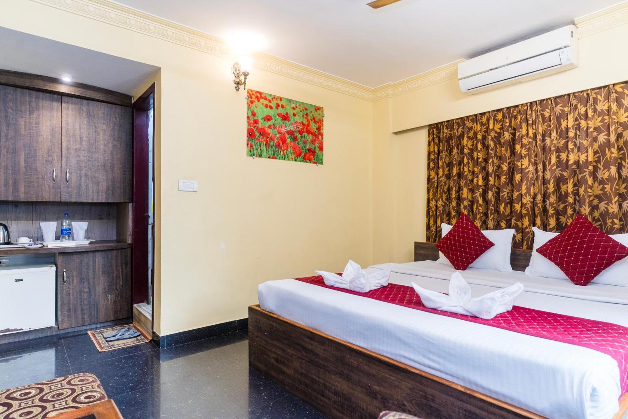Apples Balaji Inn Siliguri Εξωτερικό φωτογραφία