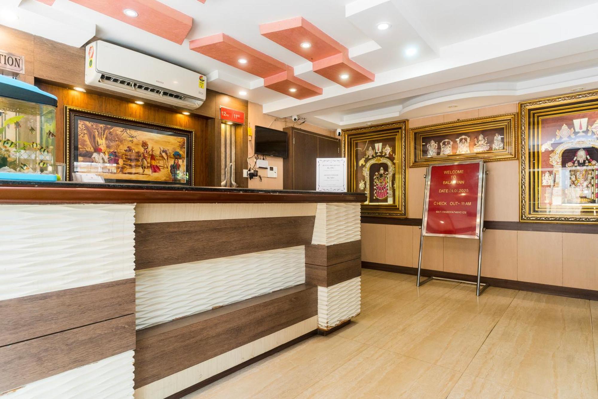 Apples Balaji Inn Siliguri Εξωτερικό φωτογραφία